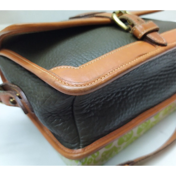 Dooney & Bourke Green Pebbled Leather Buckler Crossbody Bag -Vintage Made in USA - Picture 8 of 15